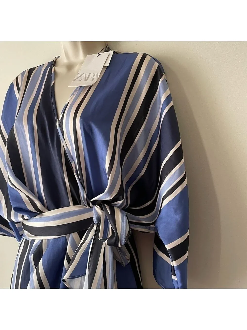 Zara Satin Striped Skort Romper Blue White Wrap V Neck NWT Size Small - Picture 6 of 16